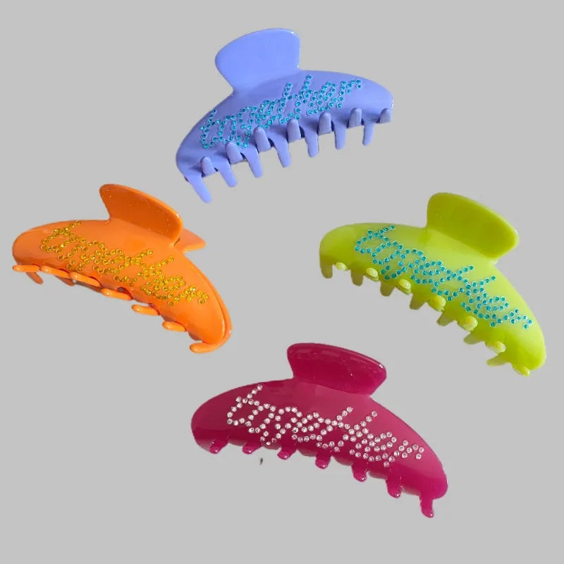 Summer Women Rhinestone Letter Hair Clip Summer Solid Color Custom Logo Acetate Hair Claws Luxury Hair Accessories For Party